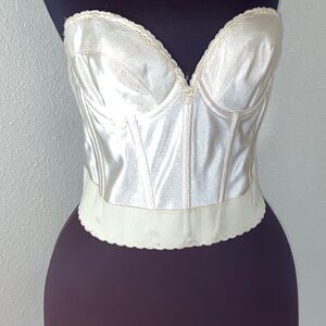 Vintage Carnival ILGWU Made In USA Women Bras Size 38B